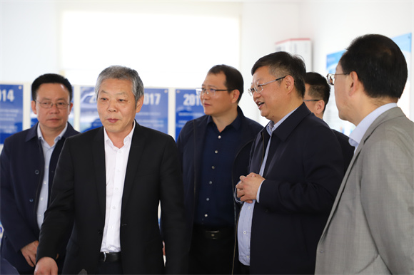 1681804648.jpg 08.jpg